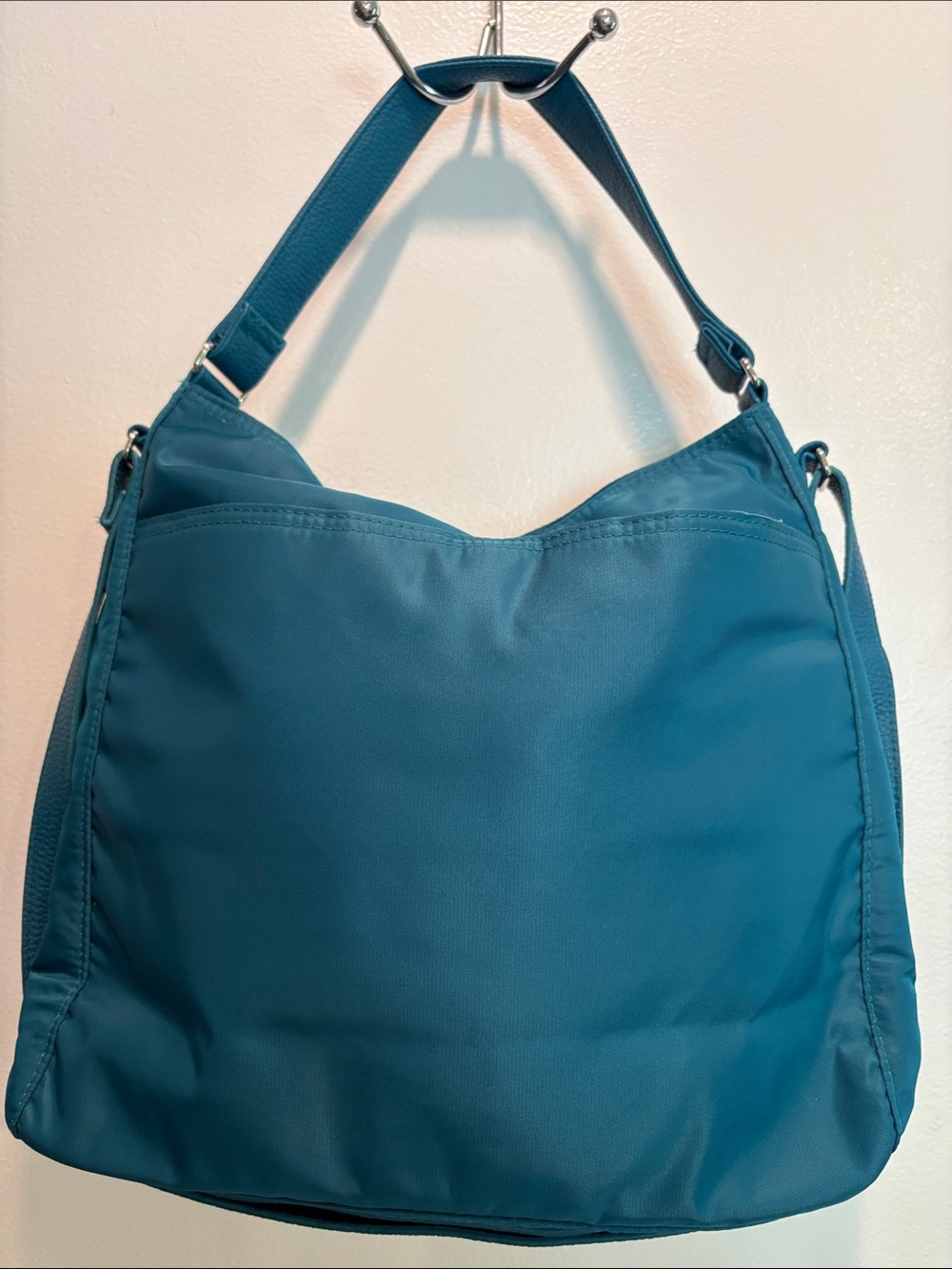 Thirty One Everyday Teal Shoulder Bag - Lightweight Crossbody. New no tags